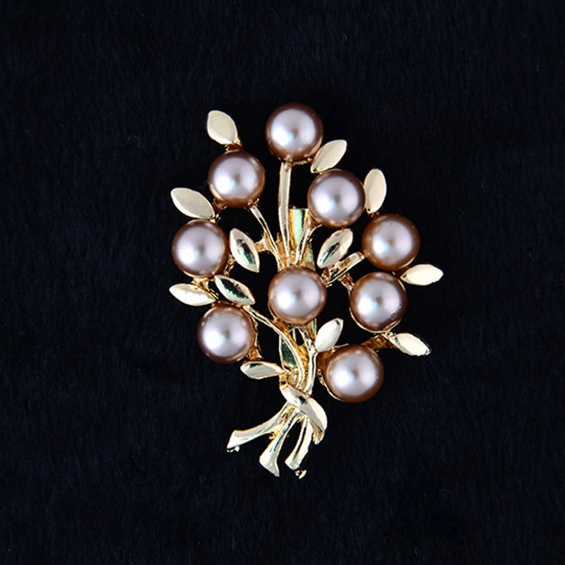 Vintage Pearl Brooch