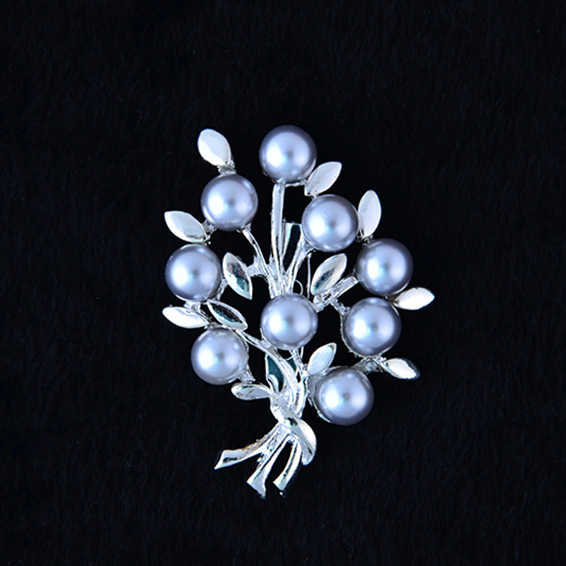 Vintage Pearl Brooch