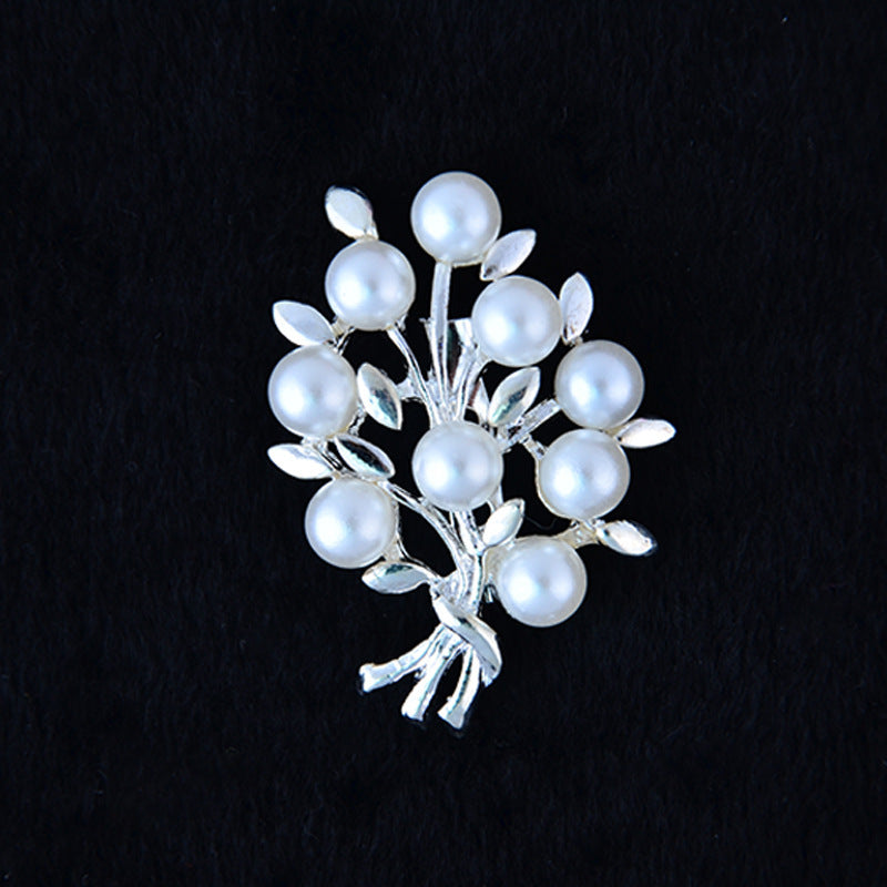 Vintage Pearl Brooch