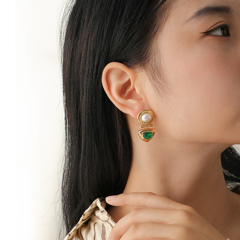 Palace Style Emerald Pearl Earrings