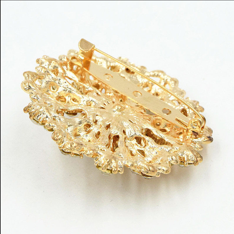 Rhinestone Alloy Large Flower Brooch