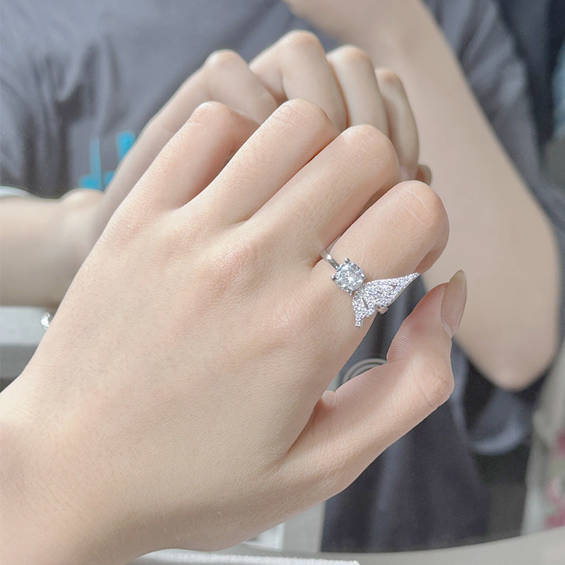 Tiny Angel Wings Ring