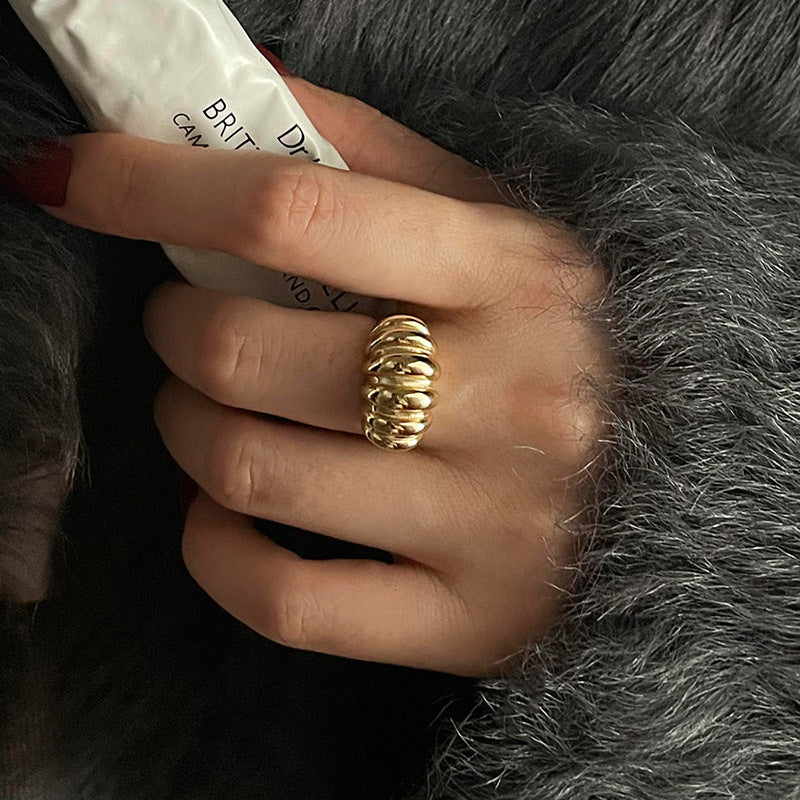 Vintage Gold Fashion Textured Ring