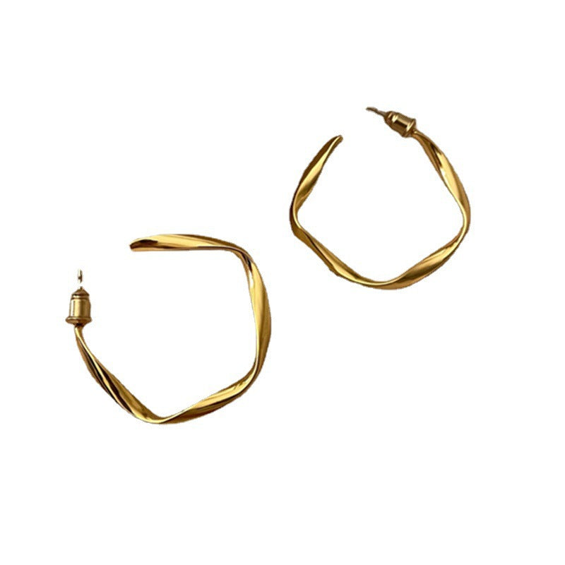 French Everyday Mobius Ring Literary C Hoop Earrings