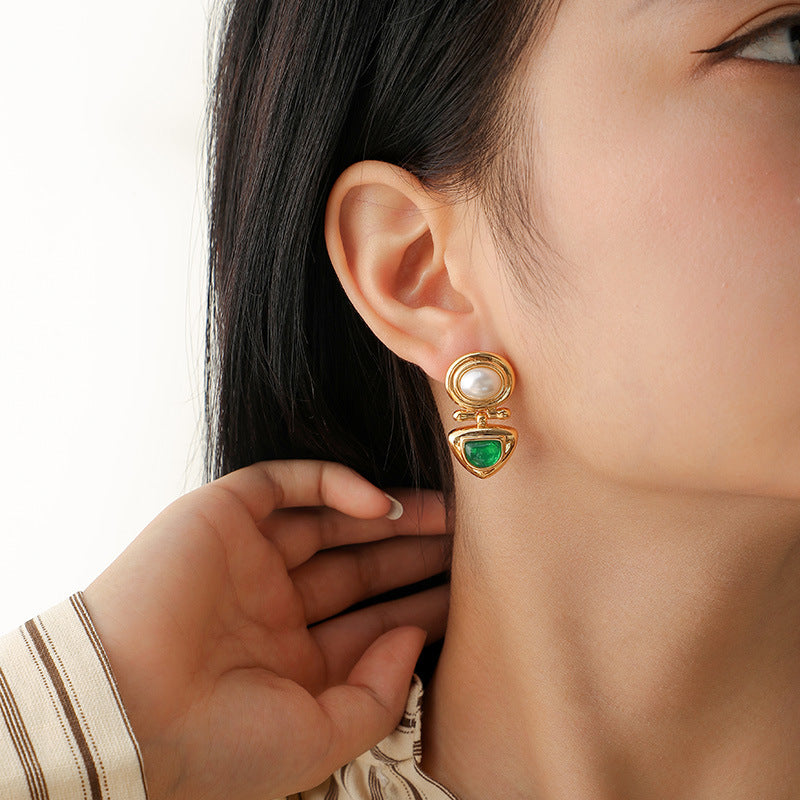 Palace Style Emerald Pearl Earrings