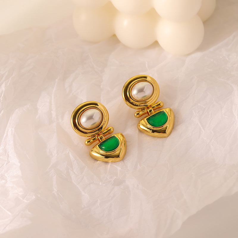 Palace Style Emerald Pearl Earrings