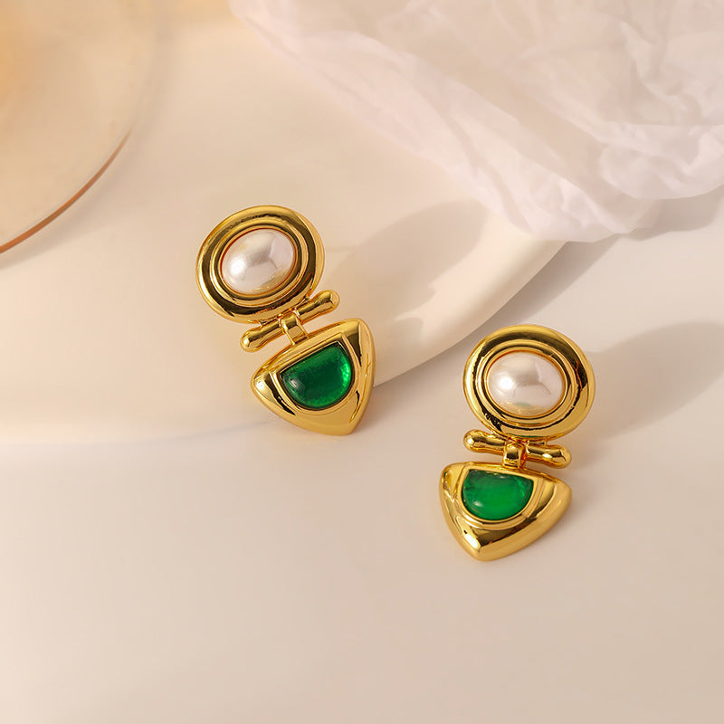 Palace Style Emerald Pearl Earrings