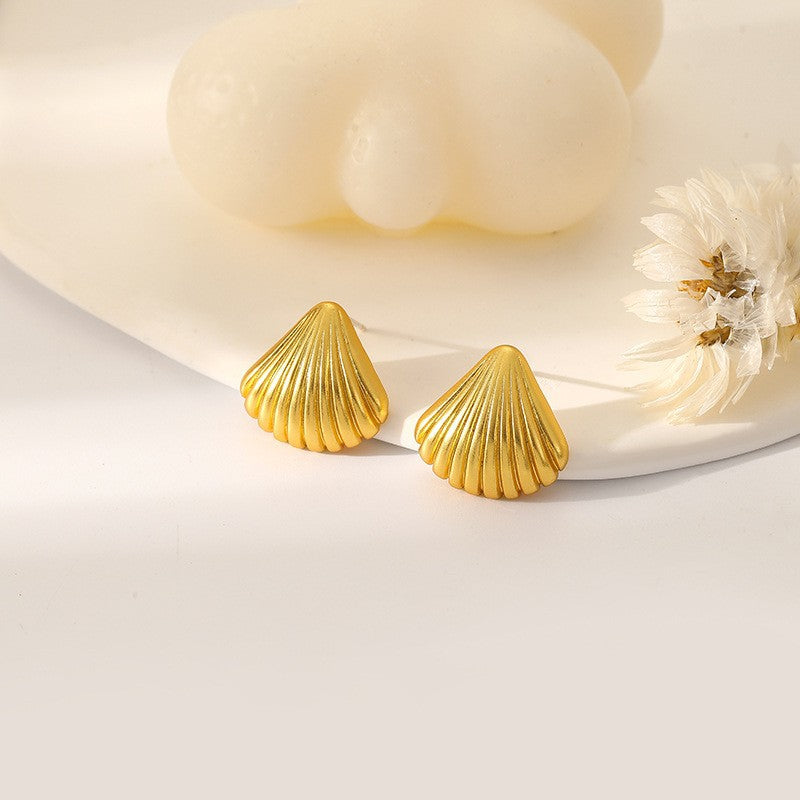 Vintage Metal Shell Earrings